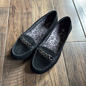 Vionic Black Loafers with Silver Chain Detail